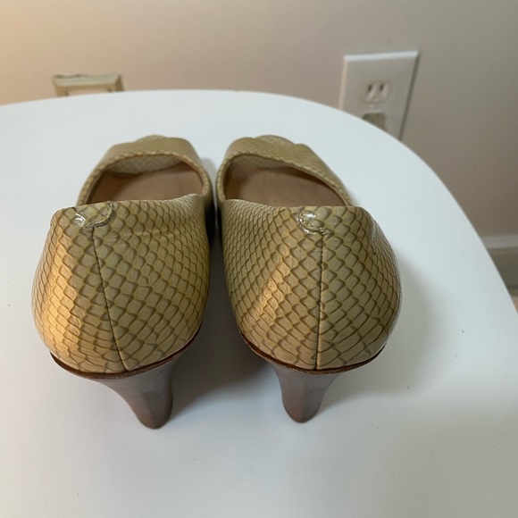 Cole Haan Wedges Size 8.5 B - Picture 3 of 7